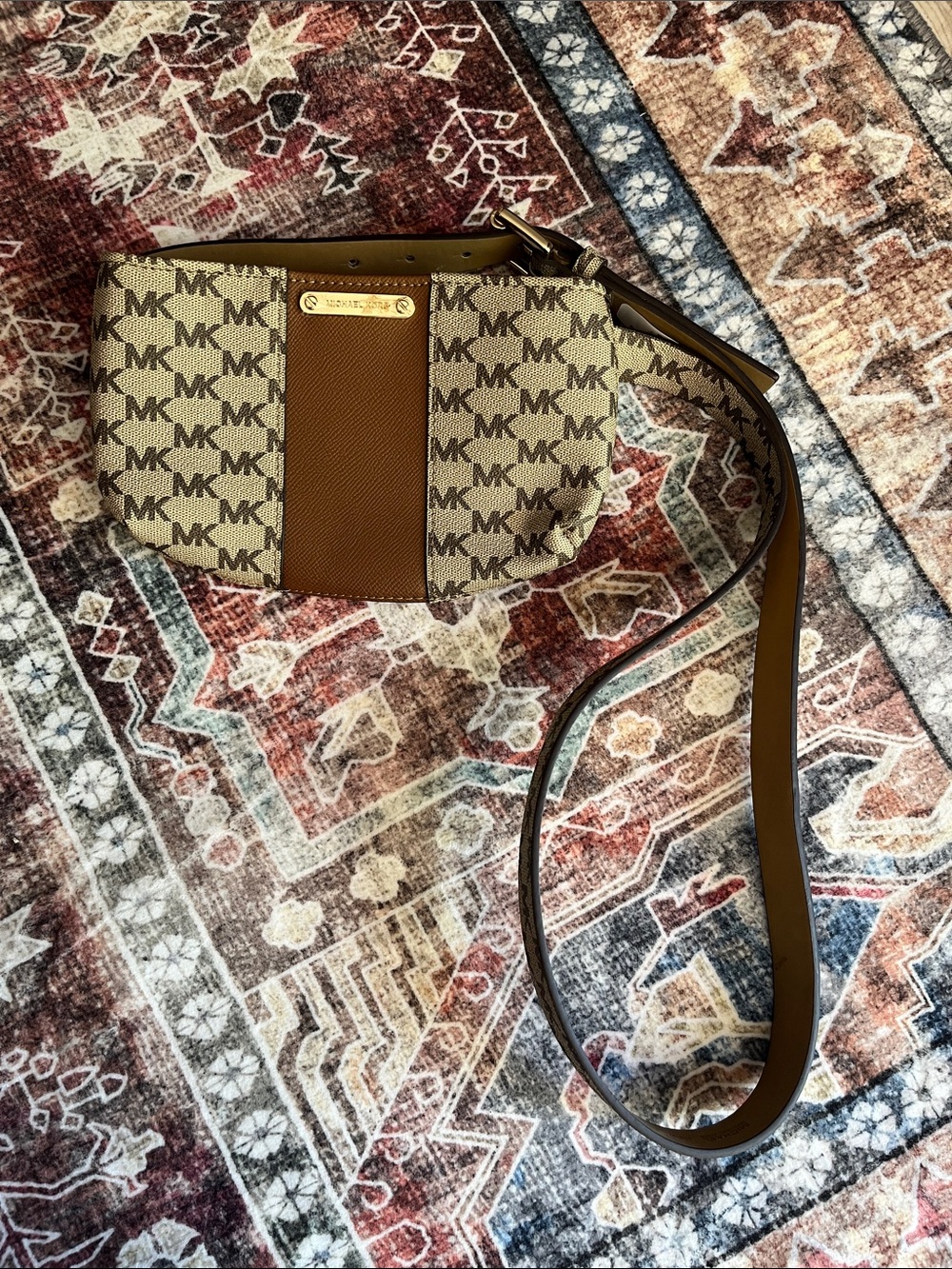 Michael Kors Belt Bag-NWT