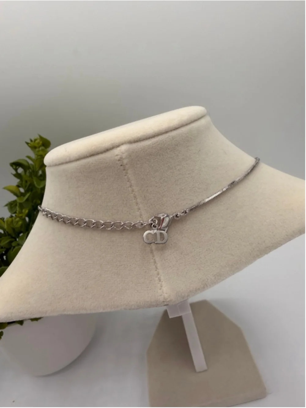 Dior Trotter Necklace - Picture 4 of 7
