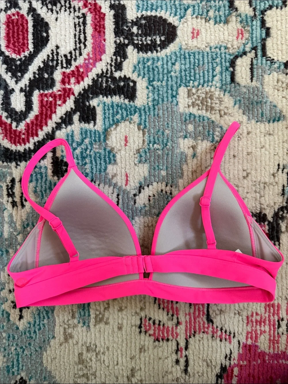 lululemon athletica Hot Pink Wireless Triangle Bikini Top size 6 - Picture 2 of 5