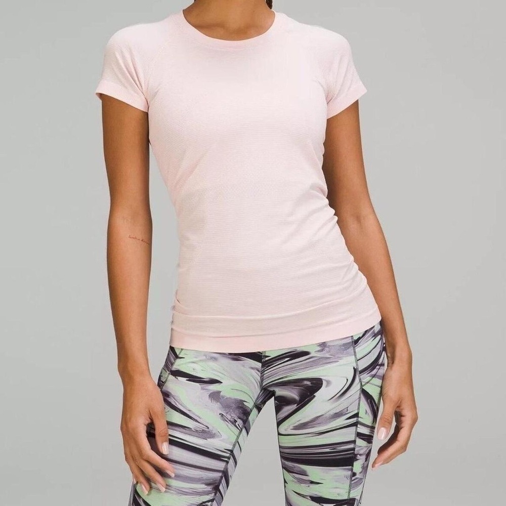 Lululemon Swiftly Tech Flush Pink Women's Athletic Top