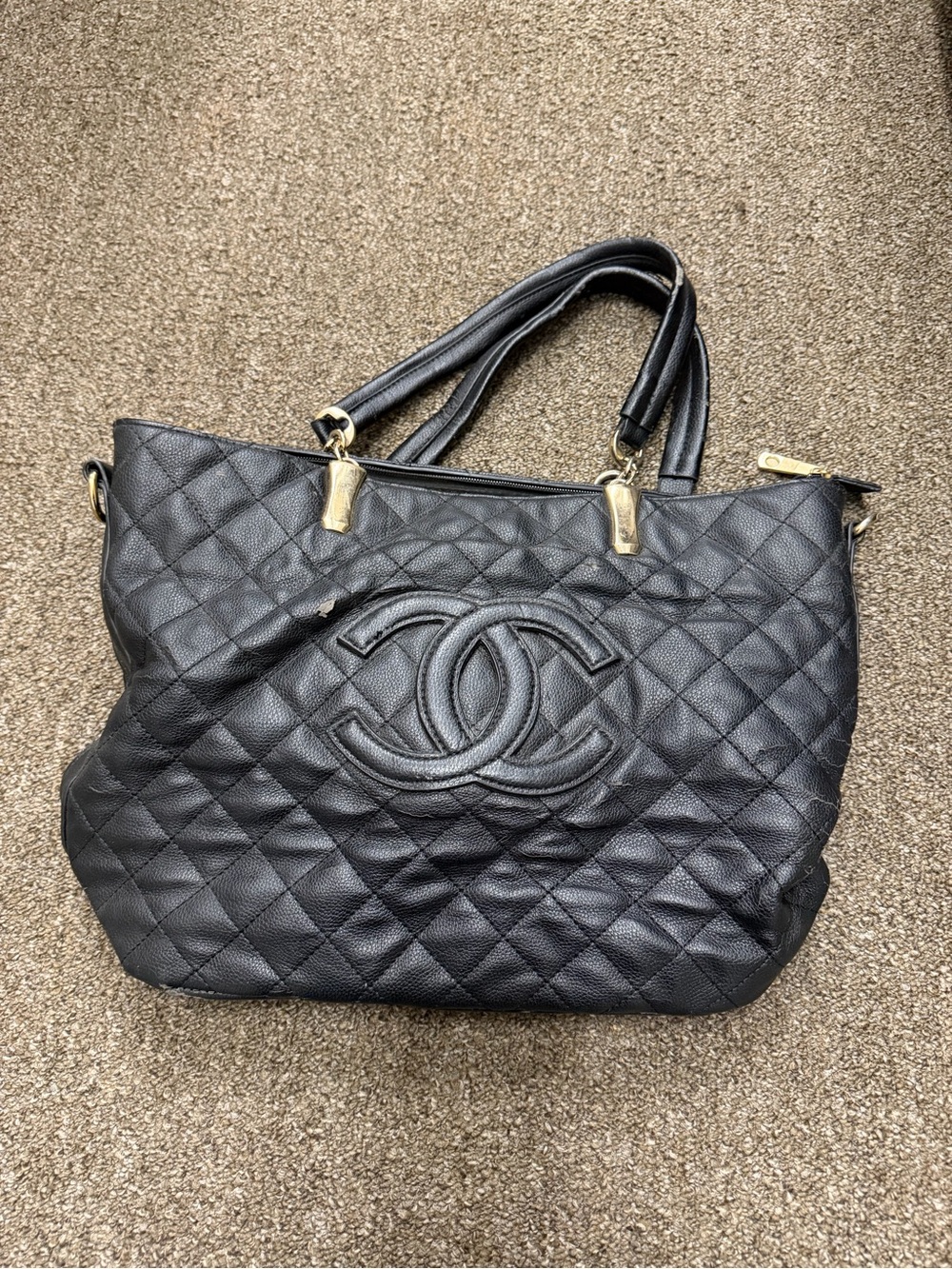 Black Chanel Bag SKU:O