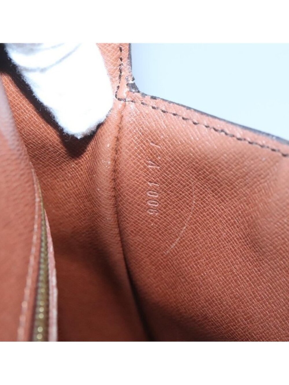 Authentic LOUIS VUITTON Monogram Saint Cloud GM Shoulder Bag M51242 LV - Picture 5 of 16