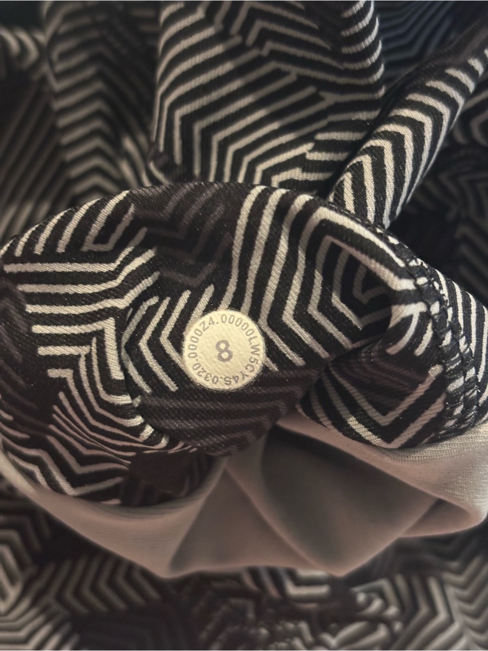 Lululemon leggings - Picture 4 of 4
