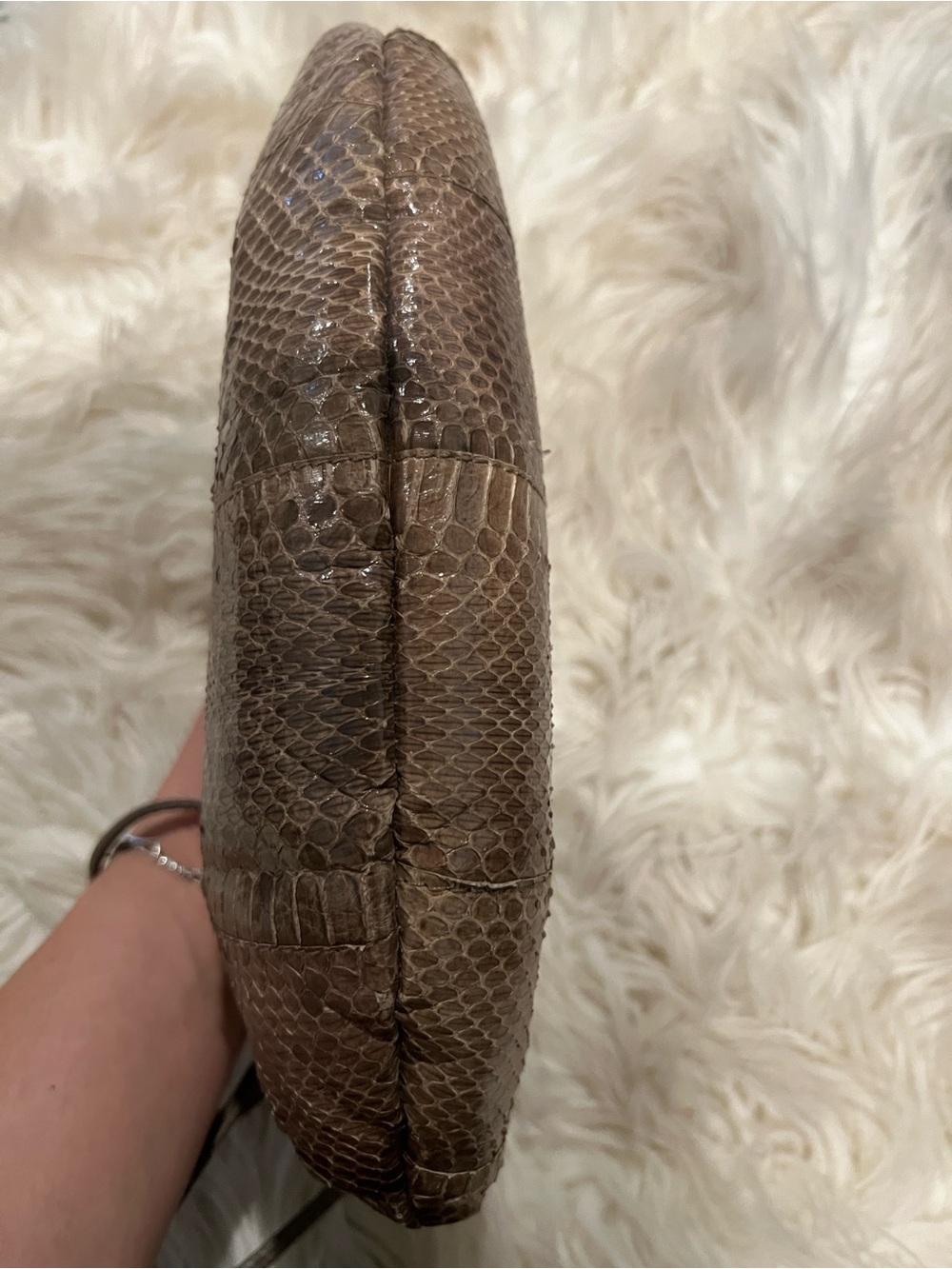 Python snakeskin evening Clutch shoulder bag by Sylvia with Gold tone closure - Picture 8 of 9