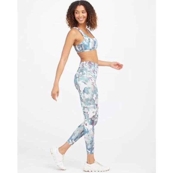 SPANX Pants - SPANX Painted Camo Pink Multi Active Printed 7/8 Leggings