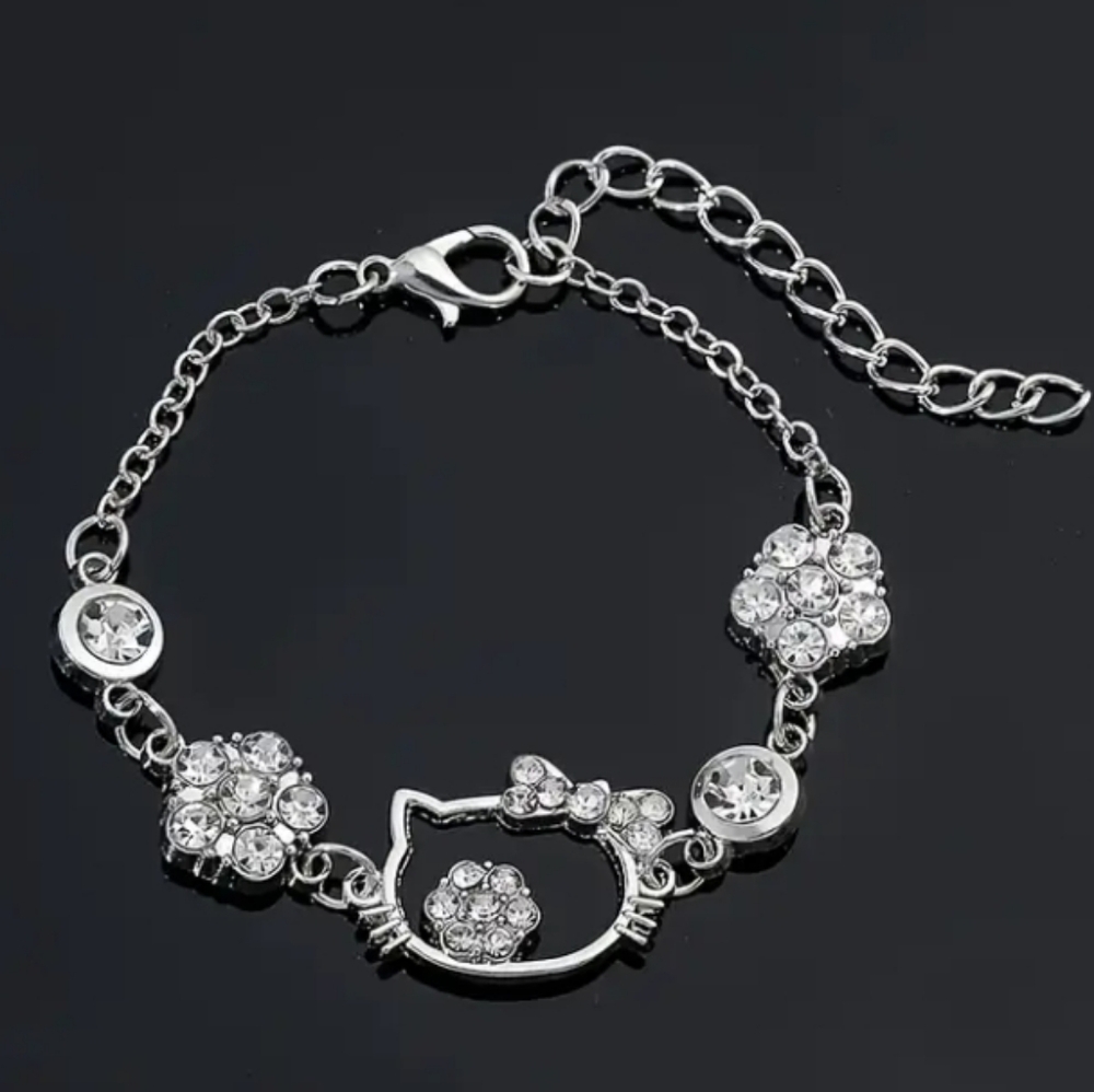 New Silver Sanrio Hello Kitty Pendant bracelet