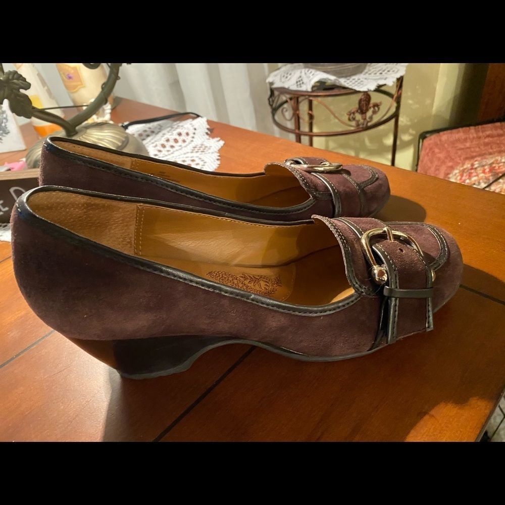 *SOFFT* Women’s Wedge Heels Sz 9 Brown Suede