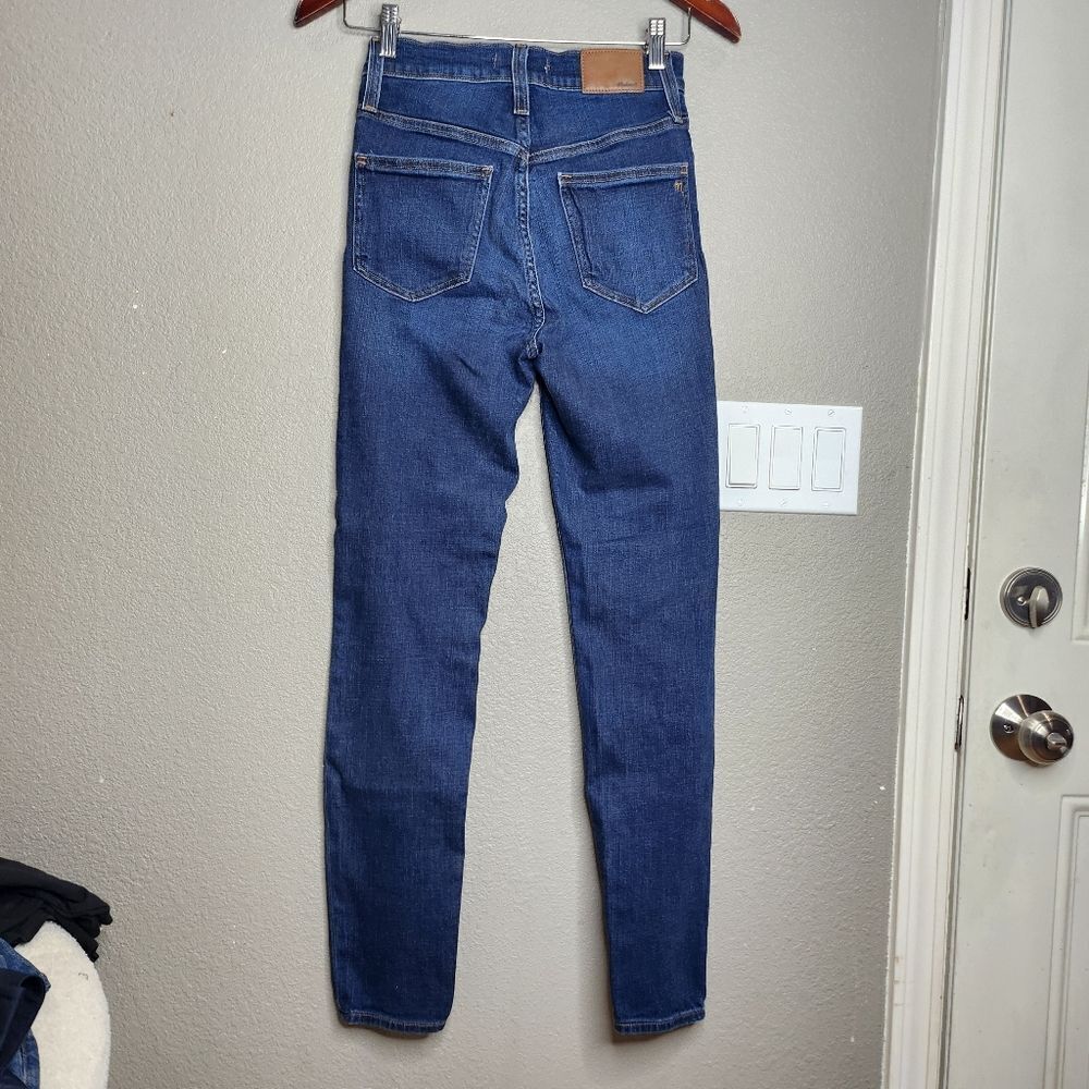 Madewell Mid Rise Skinny Jeans - Picture 2 of 8