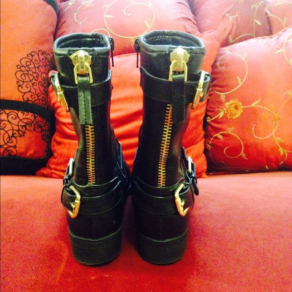 💕☀️⤵️👢UNI Boots. - Picture 2 of 4