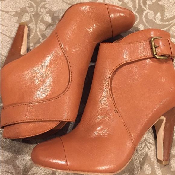 Brown leather Plenty by Tracy Reese boots