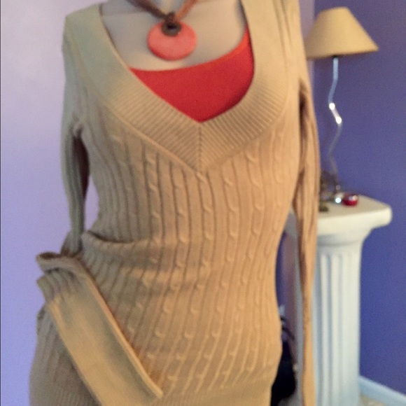 Express XS super soft v-neck camel color sweater