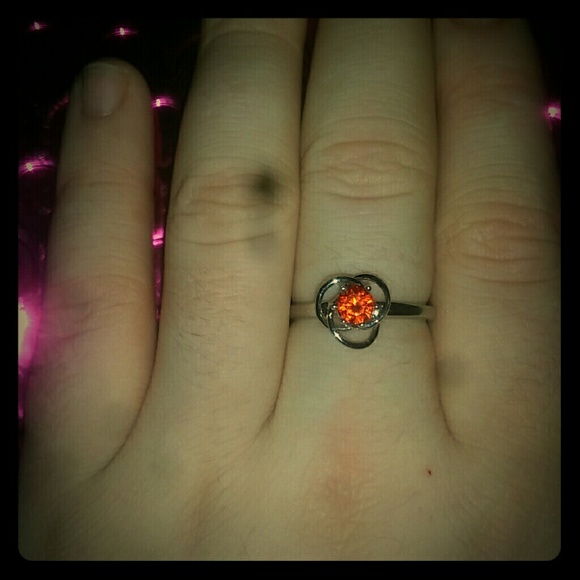 Super cute ring size 6.