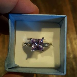 Beautiful Light Purple Ring Size 8